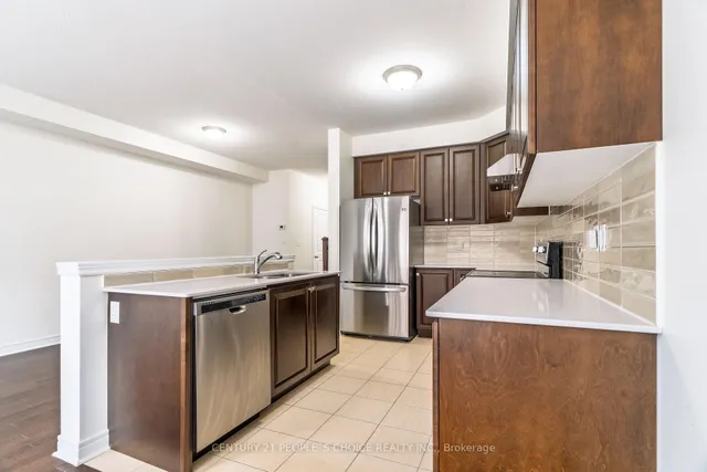 Additional image 11 of 61 Finegan Circ