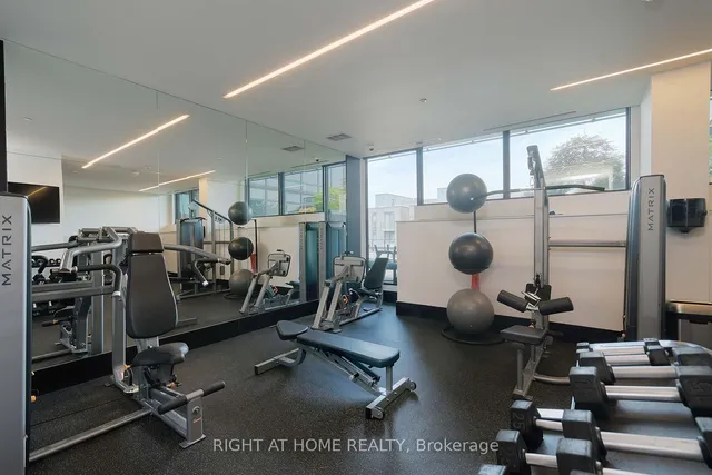 Additional image 25 of 4208 Dundas St Unit 523