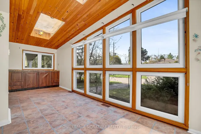 Additional image 13 of 29 Cornerbrook Dr