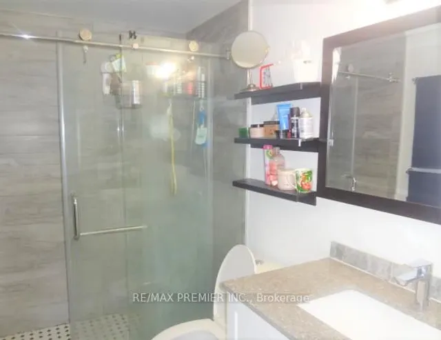 Additional image 14 of 246 John Garland Blvd Unit 43