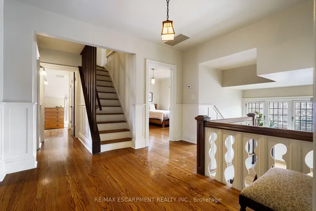 Additional image 27 of 2 Oak Knoll Dr