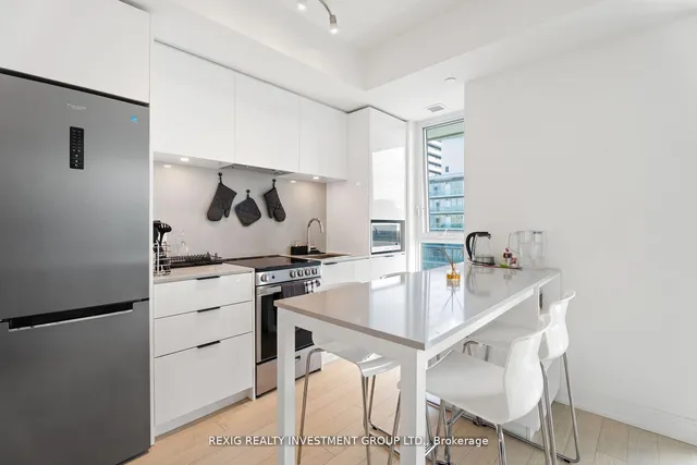 Additional image 9 of 70 Annie Craig Dr Unit 4007