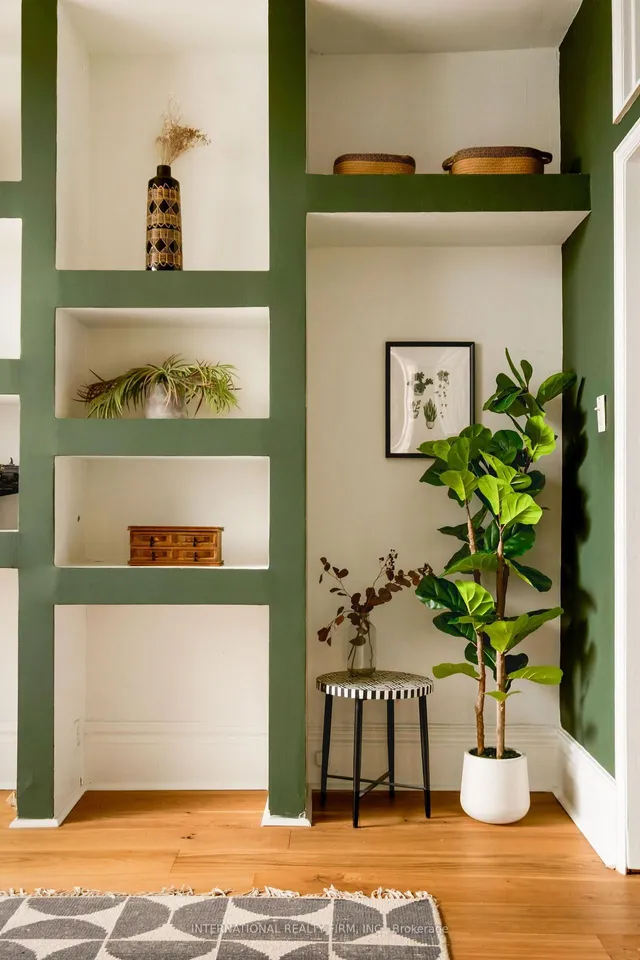 Additional image 11 of 319 Markham St