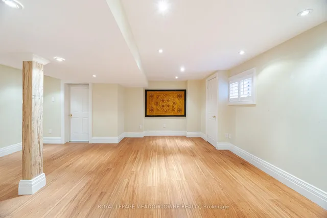 Additional image 40 of 915 Gaslight Way