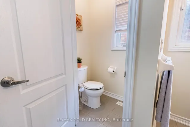 Additional image 32 of 4 Mistletoe Pl