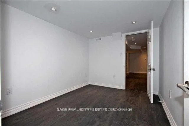 Additional image 32 of 253 McRoberts Ave