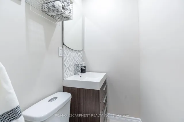 Additional image 19 of 1101 Highland St