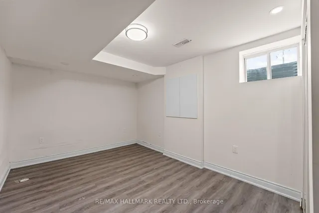 Additional image 20 of 134 Lemieux Crt