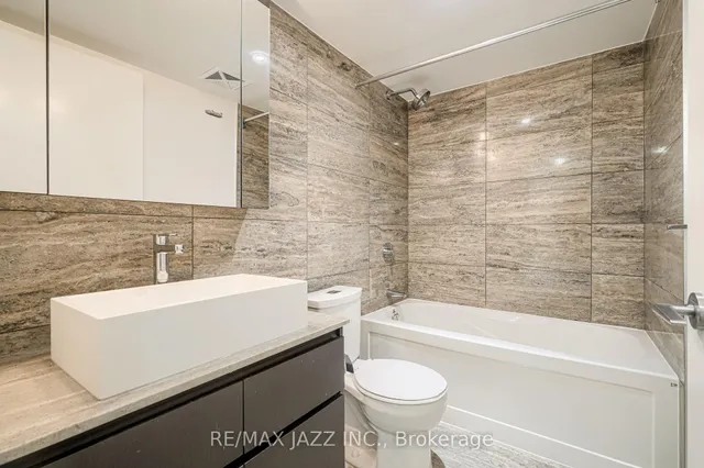 Additional image 15 of 10 Capreol Crt Unit 627