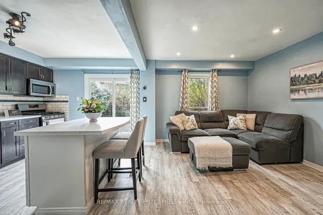 Additional image 12 of 817 Merritt Dr