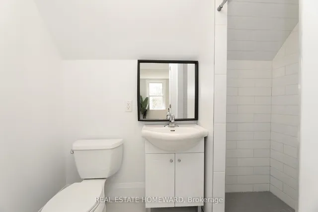 Additional image 21 of 38 & 40 Cedarvale Ave