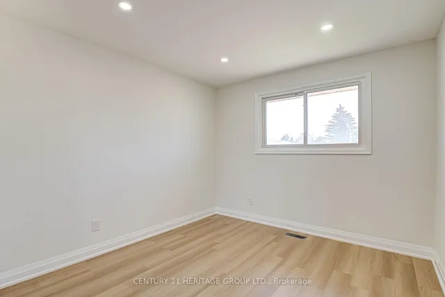 Additional image 15 of 139 Strathcona Cres