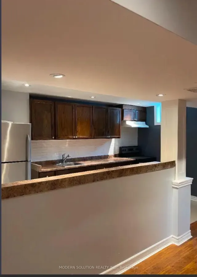 Additional image 19 of 31 Silver Willow Tr