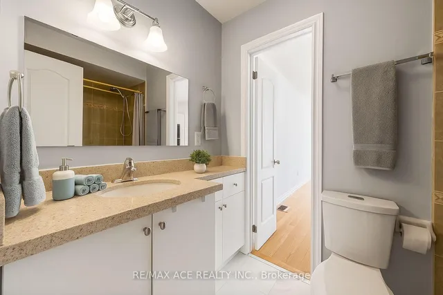 Additional image 15 of 5 Rodeo Crt