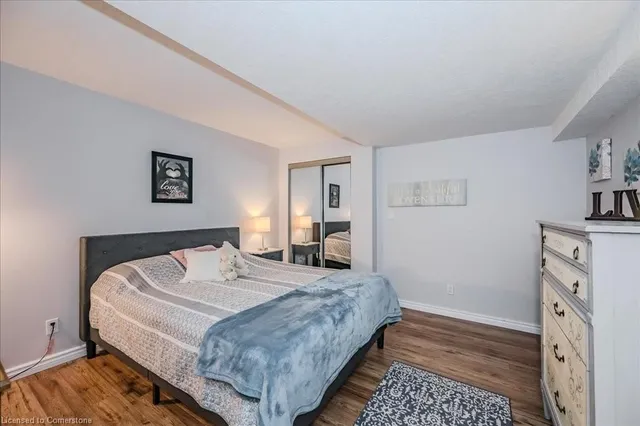 Additional image 46 of 4430 10 Sideroad