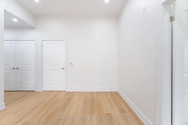 Additional image 14 of 2326 TAUNTON Rd Unit 103