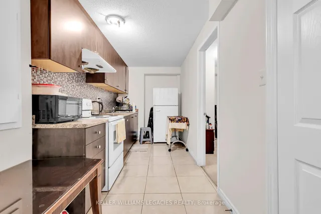Additional image 33 of 8 Betty Nagle St