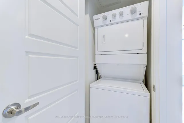 Additional image 24 of 1415 Dundas St Unit 415