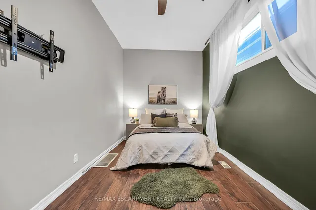 Additional image 10 of 161 RAY St