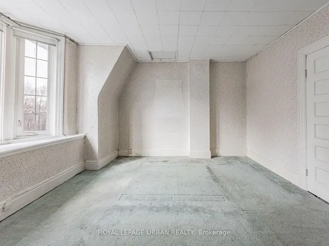 Additional image 14 of 28 Eastmount Ave