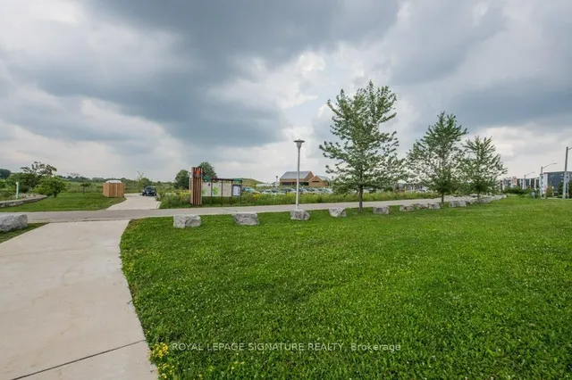 Additional image 38 of 60 George Butchart Dr Unit 104