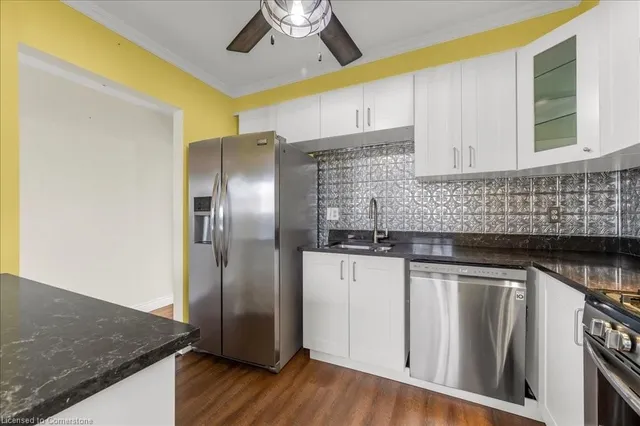 Additional image 16 of 1455 Garth St Unit 10