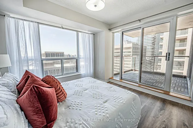 Additional image 17 of 909 Bay St Unit 2101