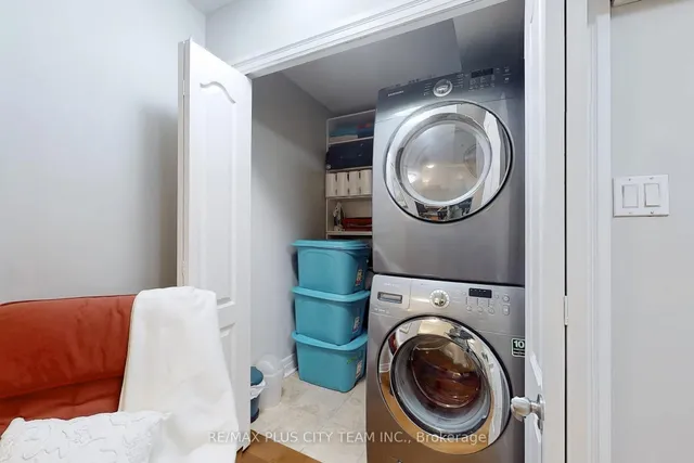 Additional image 27 of 35 Ormskirk Ave Unit 215