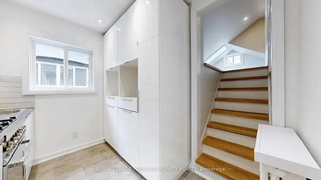 Additional image 16 of 31 Hamstead Ave
