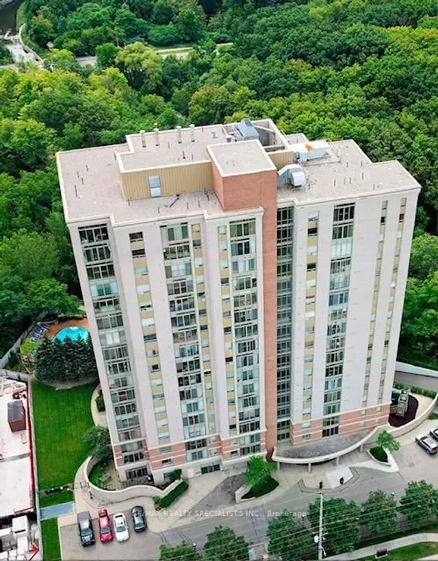 200 Burnhamthorpe Rd Unit 605