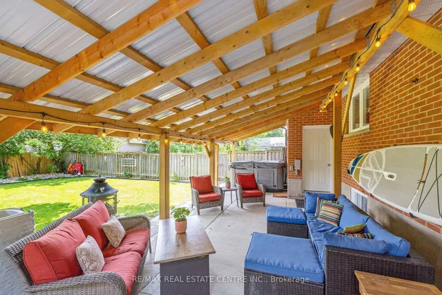 Additional image 50 of 390 Woodward Ave