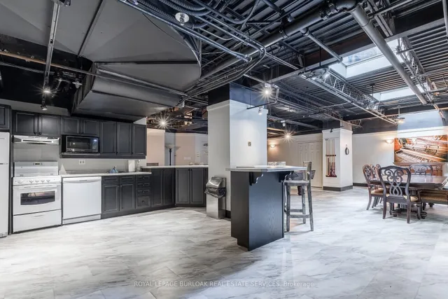 Additional image 33 of 36 James St Unit 509