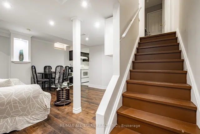 Additional image 39 of 126 Lake Louise Dr