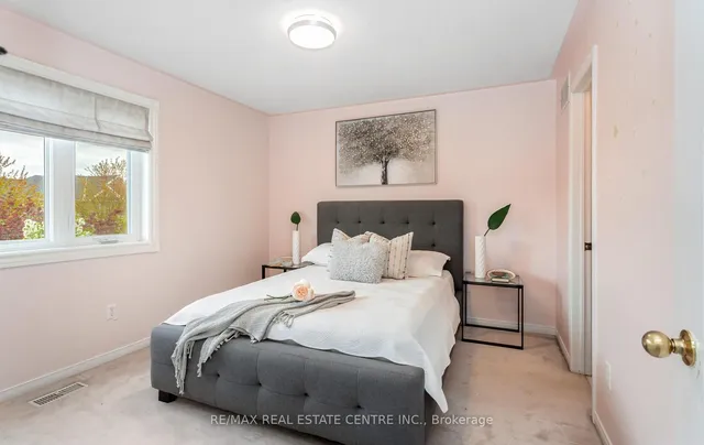 Additional image 34 of 1731 Riverbrook Cres