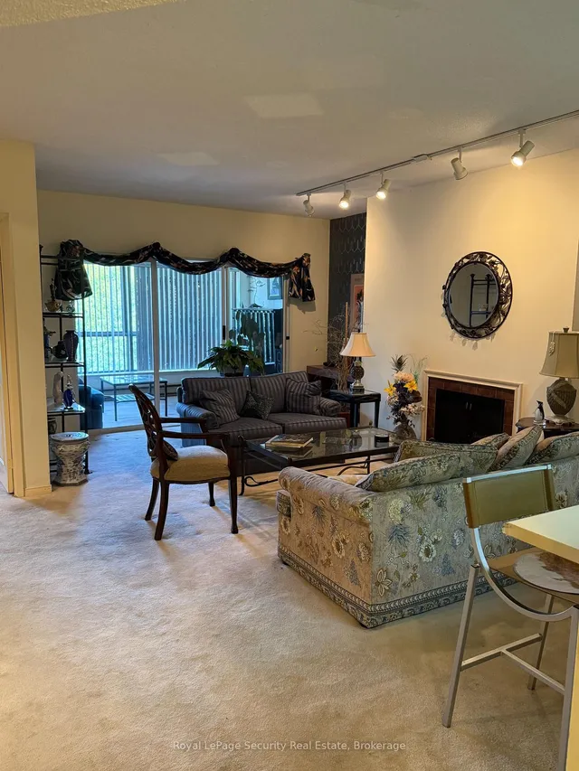 Additional image 4 of 20 Glebe Rd Unit 10