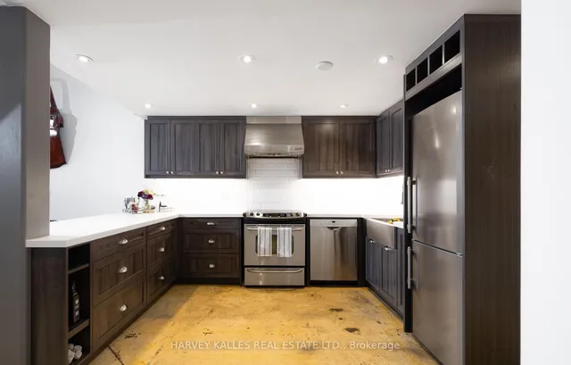 Additional image 5 of 363 Sorauren Ave Unit 111