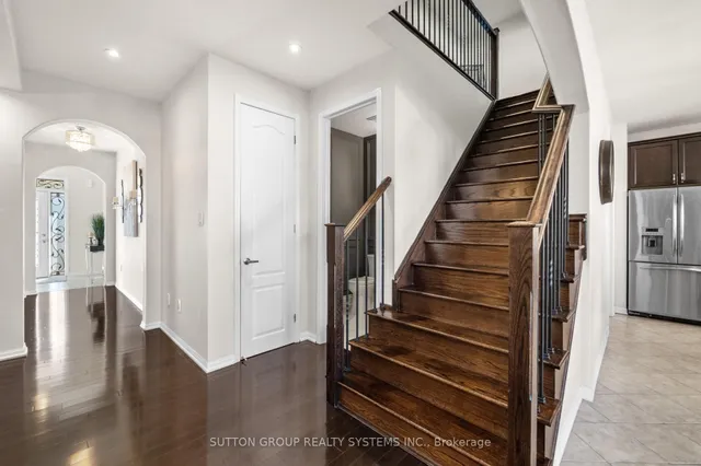 Additional image 21 of 925 Dice Way