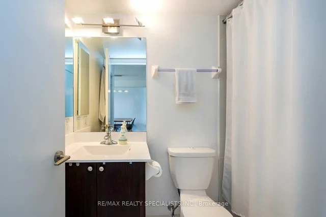 Additional image 14 of 151 Village Green Sq Unit 2710