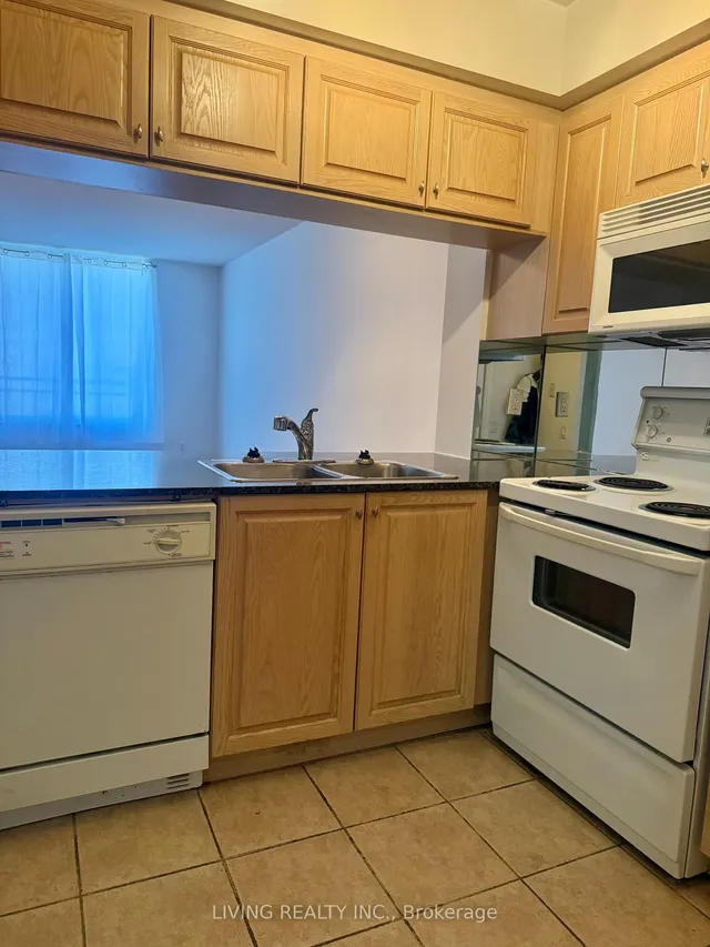 Additional image 8 of 18 William Carson Cres Unit 302