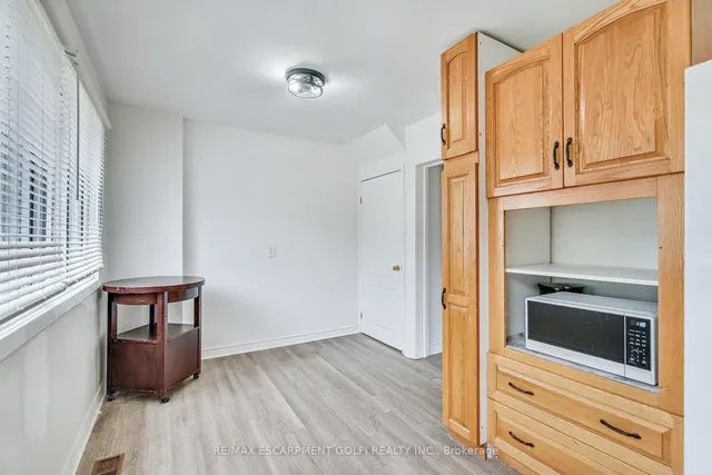 Additional image 14 of 487 East 25th St