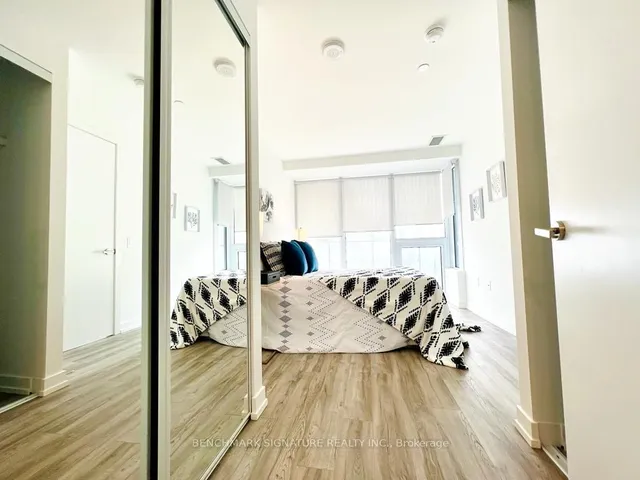 Additional image 25 of 77 Shuter St Unit 802