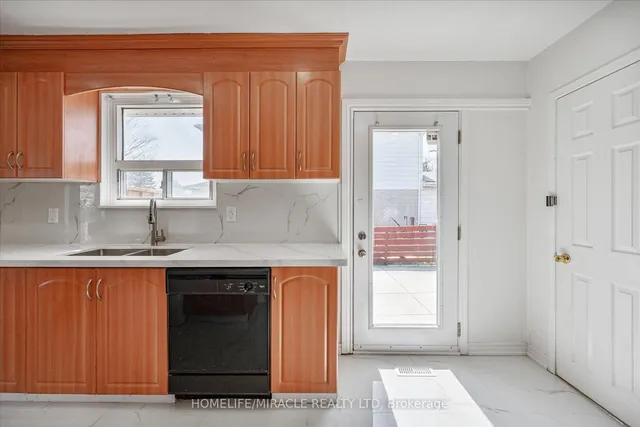 Additional image 11 of 77 Juniper Cres