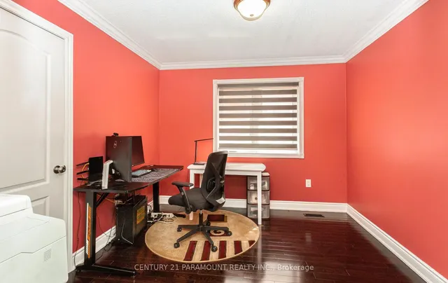 Additional image 25 of 112 Wildberry Cres