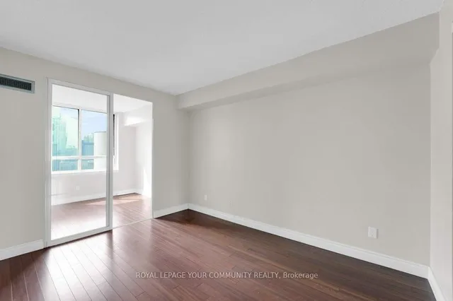 Additional image 24 of 633 Bay St Unit 2512