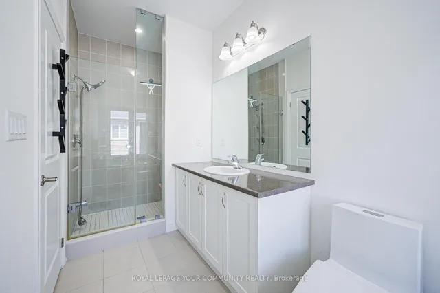 Additional image 32 of 16 Angelfish Rd