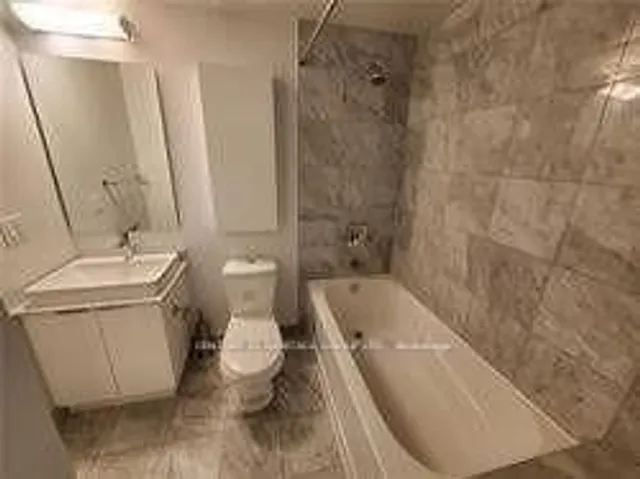 Additional image 12 of 14 York St Unit 6304