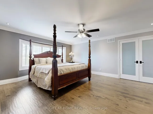 Additional image 20 of 1504 Pinery Cres