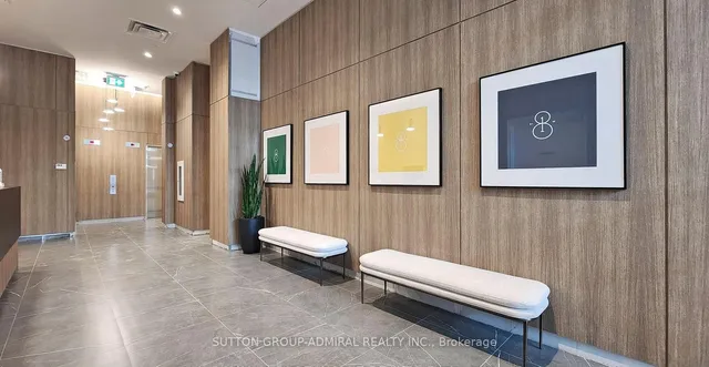 Additional image 3 of 81 Wellesley St Unit 2104