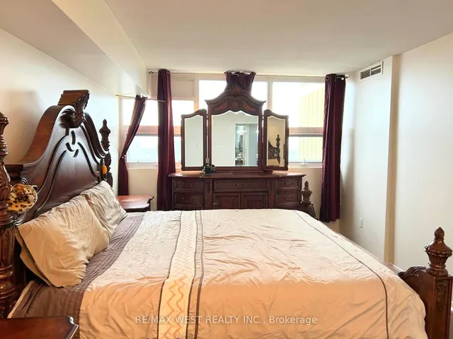 Additional image 17 of 8 Lisa St Unit 2506