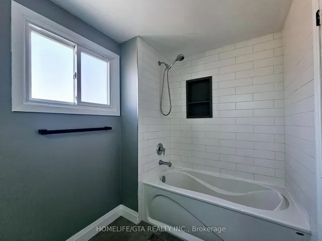 Additional image 36 of 43 Bradstone Sq